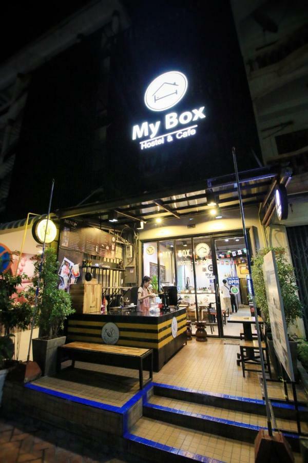 My Box Hostel & Cafe Vientiane Esterno foto